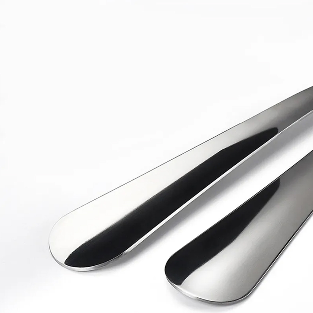 Skohorn i metall - 1 st - Litet och praktiskt skohorn på 16 cm
